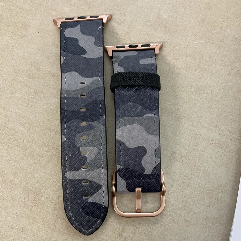 Casetify camo grey 42/44mm Apple Watch band